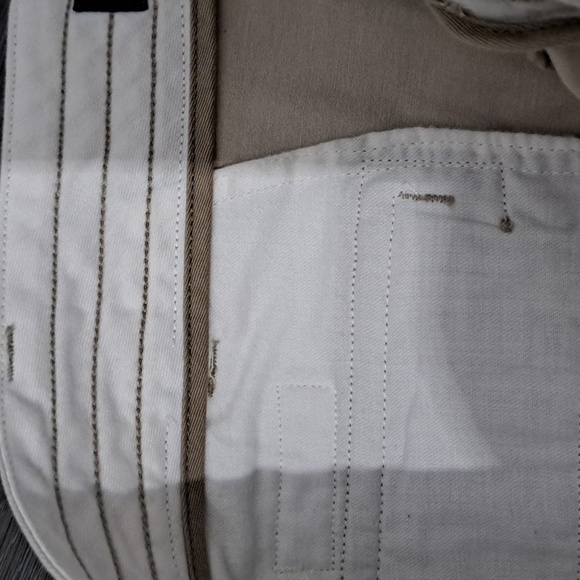 Polo Ralph LaurenGellar 10.25" Inseam Cargo Shorts - Picture 10 of 11